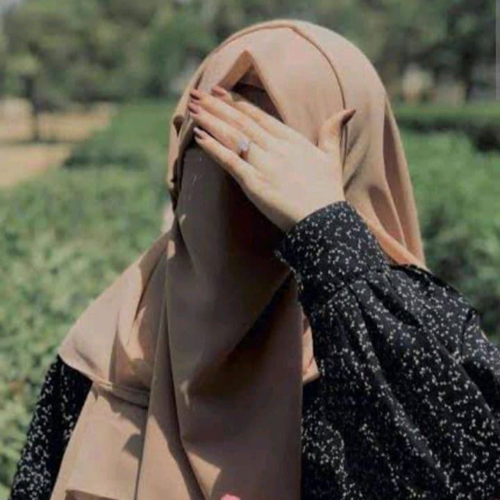 Zainab Hussain